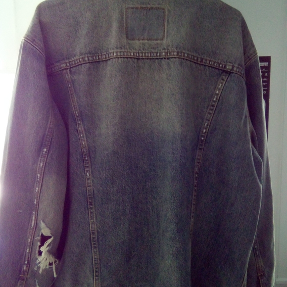 Levis XL Blue Jean Jacket - Picture 8 of 8
